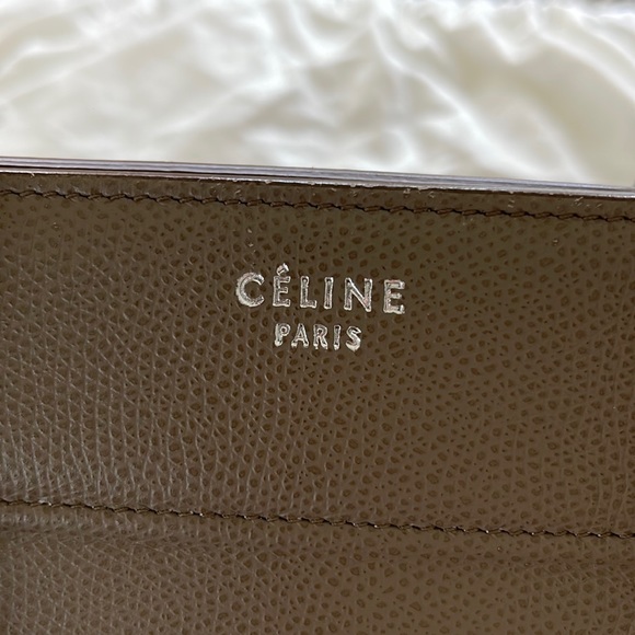 Authentic CELINE Phantom - Picture 16 of 16